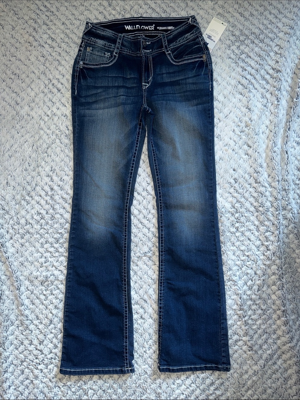 Wallflower Women's Dark Indigo Flared Jeans